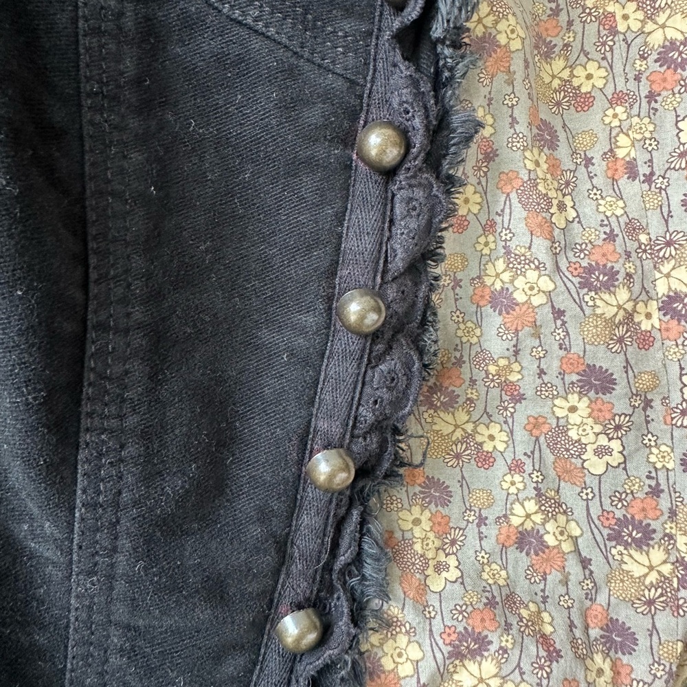 Madison Black Ruffle-Trim Jacket - Picture 4 of 6